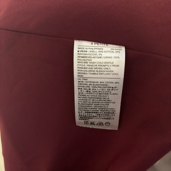 Banana Republic Floral Short A-Line Pleated Mini Skirt Size 4P - Picture 5 of 5